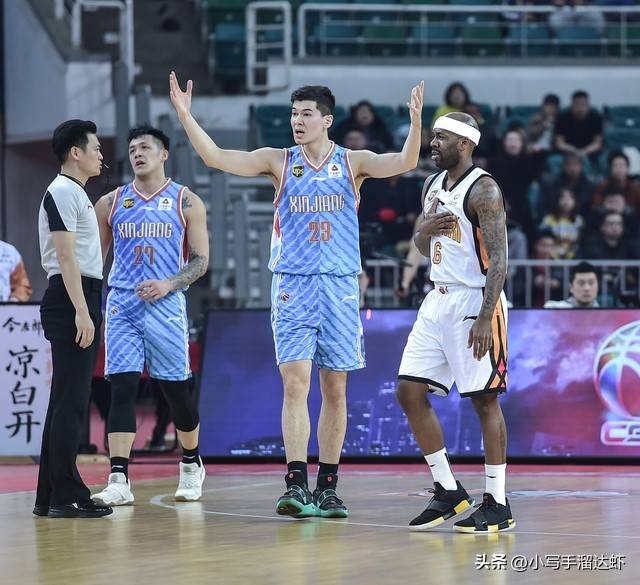 关于国内外球队交锋,一触即发比赛精彩纷呈的信息 关于国内外球队交锋,一触即发比赛精彩纷呈的信息