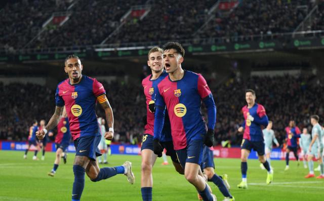 九游娱乐官方-关于巴萨中场重回巅峰，寻求联赛突破的信息