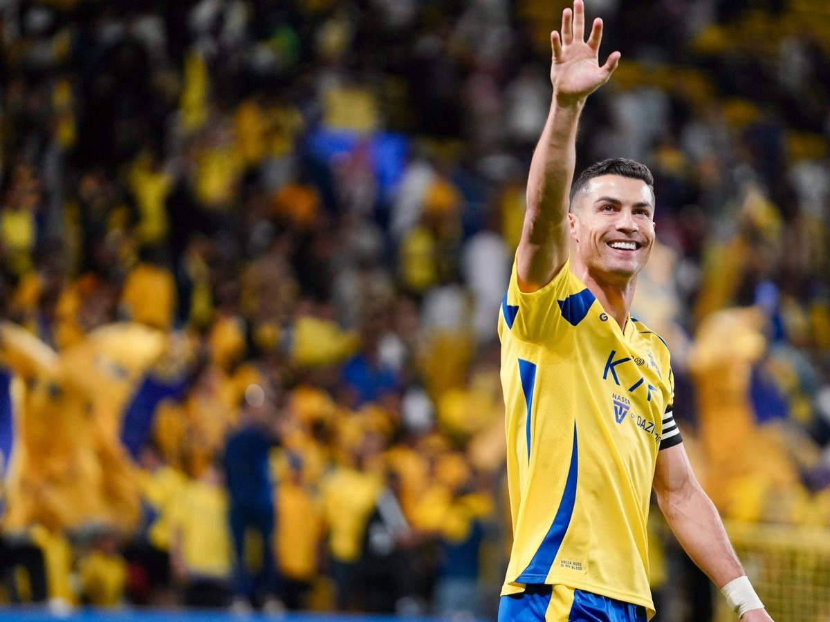 九游游戏-足球明星连续破门，领军球队获得胜利的简单介绍