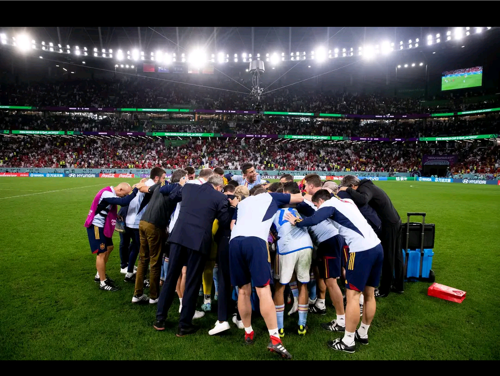 欧洲赛场精彩瞬间引发球迷狂热心动的简单介绍 欧洲赛场精彩瞬间引发球迷狂热心动的简单介绍