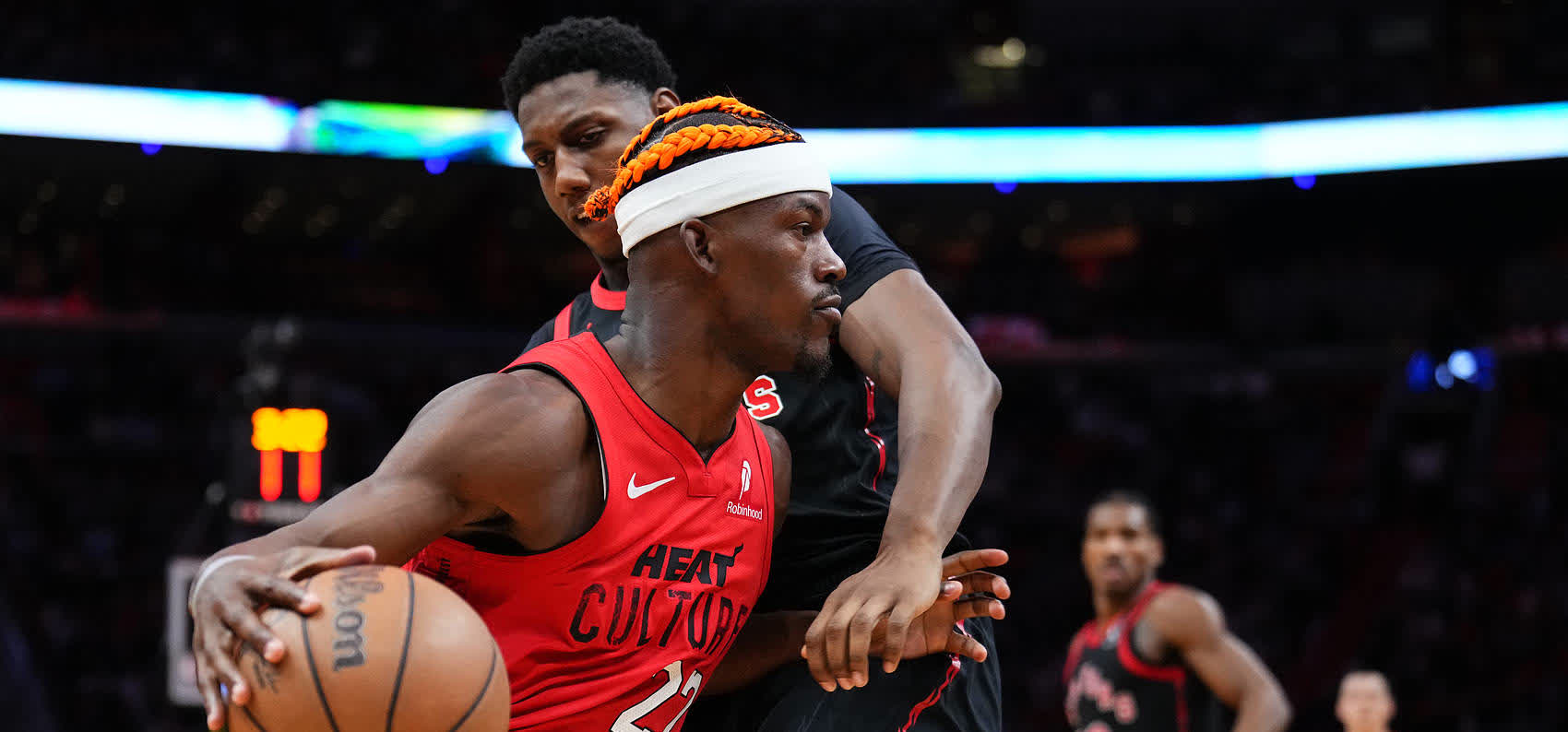 9you娱乐-热火客场击败步行者：实力有所反弹赢得球迷掌声的简单介绍