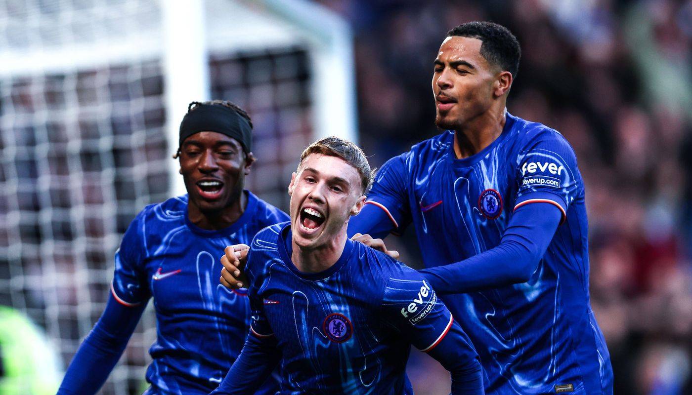 包含阿扎尔在德比战中破门，切尔西豪取三分的词条