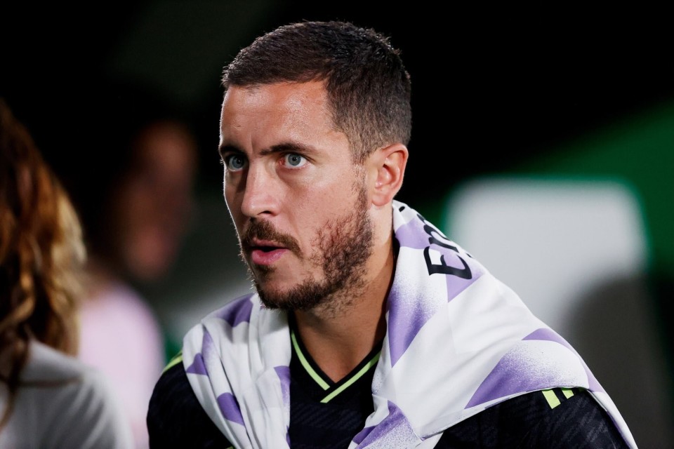 包含阿扎尔在德比战中破门,切尔西豪取三分的词条 包含阿扎尔在德比战中破门,切尔西豪取三分的词条