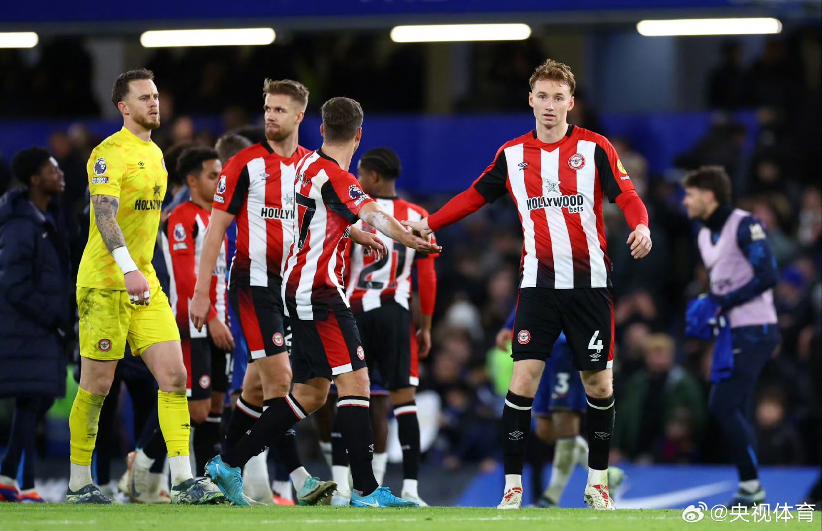 九游体育APP下载-包含莱切客场战平米兰，近期表现令人满意的词条