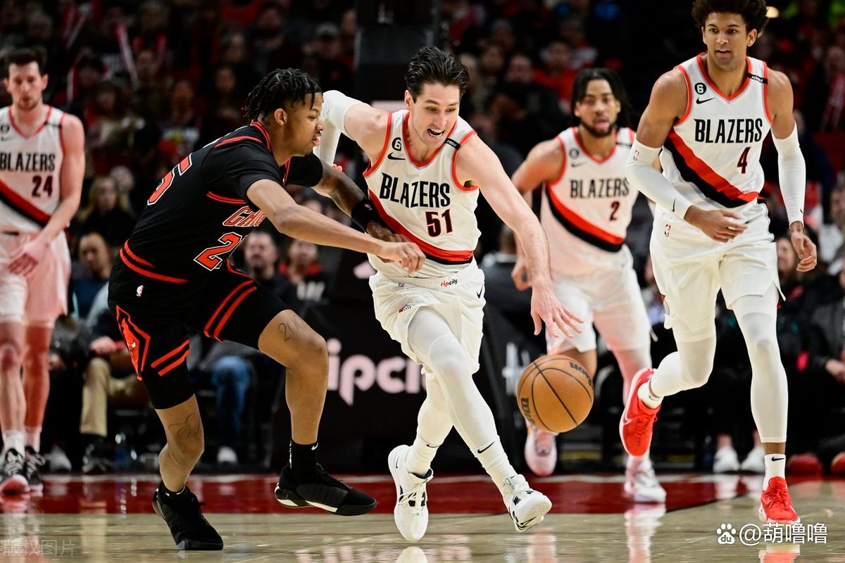 九游娱乐首页-开拓者队表现出色战胜公牛队