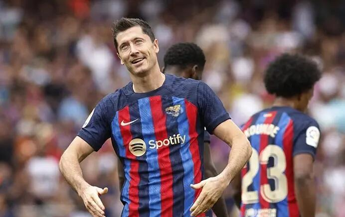 九游体育直播-尤文战平巴萨，莱万帽子戏法西甲