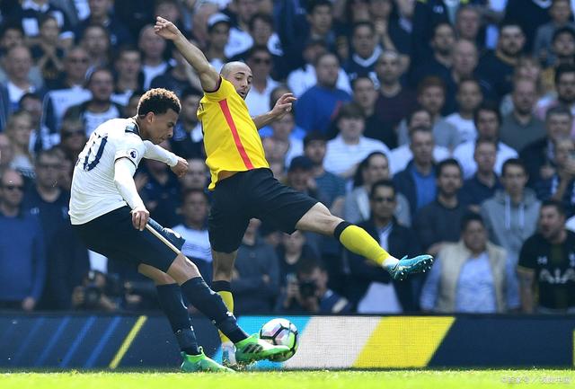 九游体育官方入口-沃特福德球队成绩持续下滑，教练团队面临挑战