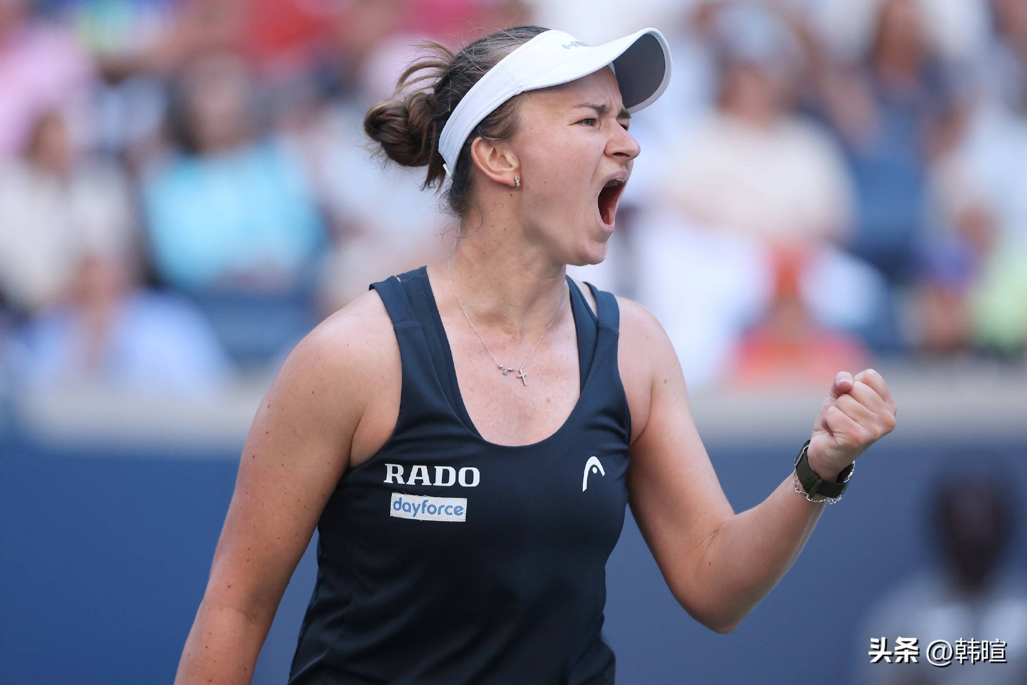 九游游戏-捷克女足球员展现出优秀技术的简单介绍