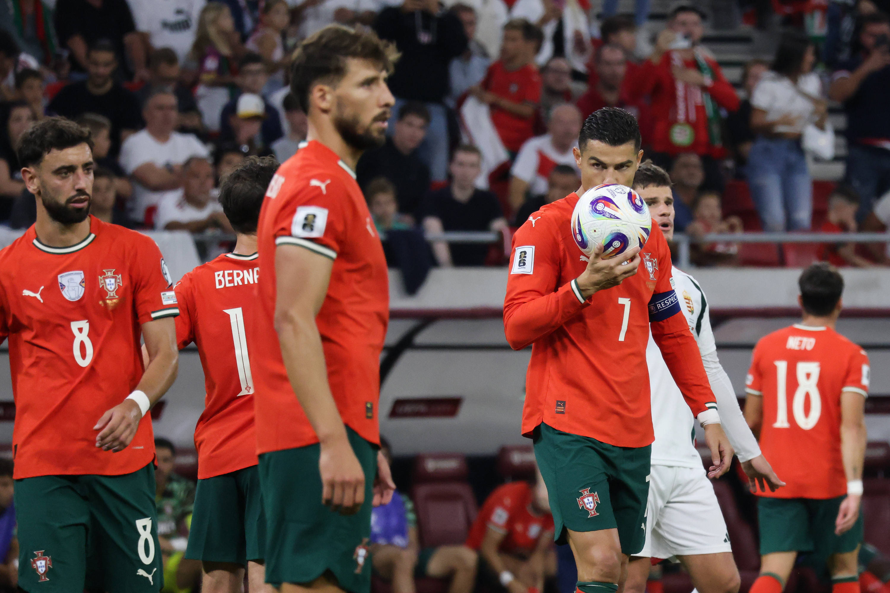 匈牙利国家队在小组赛中表现出色 匈牙利国家队在小组赛中表现出色