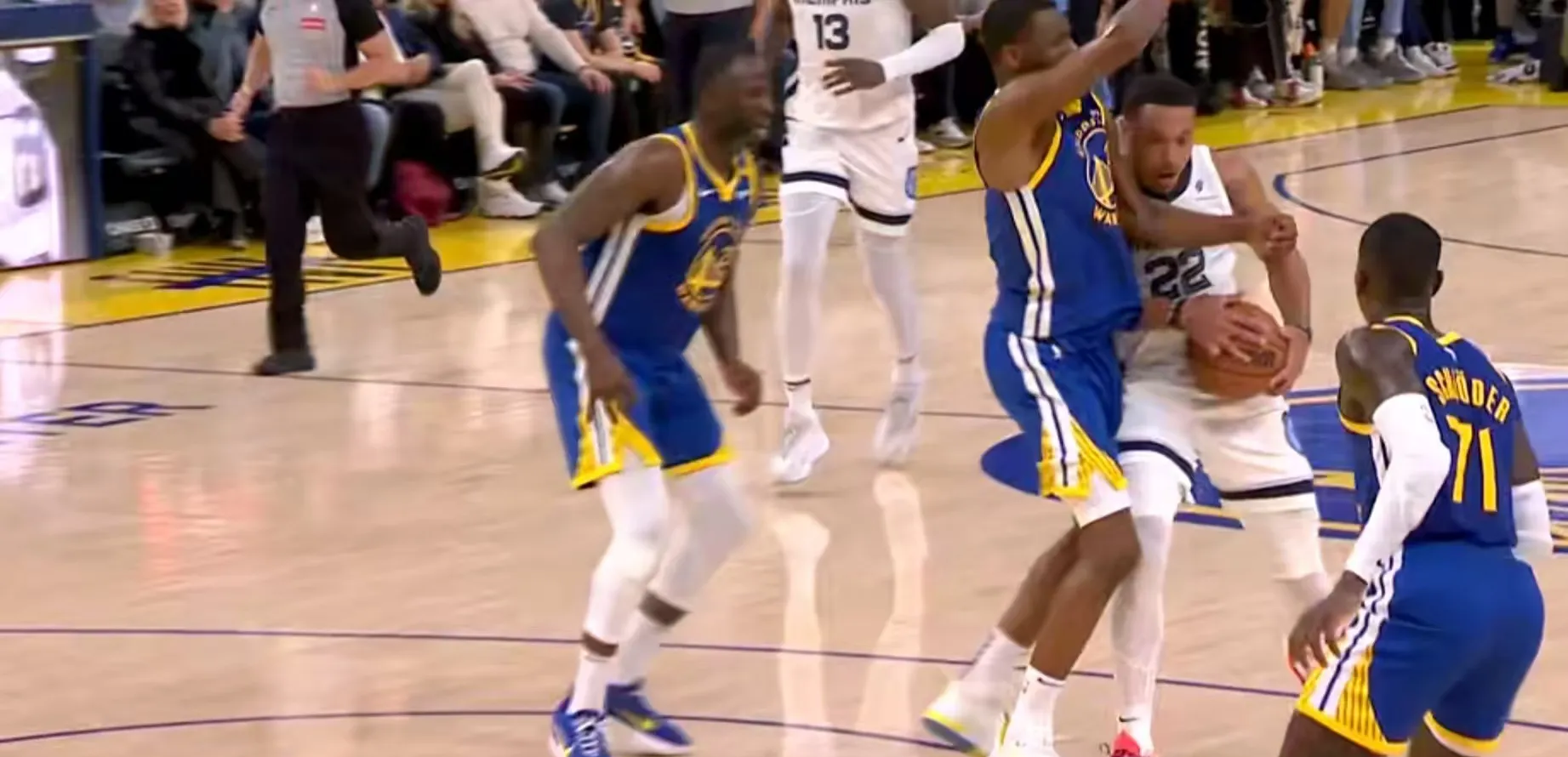 勇士惜败骑士遭遇困难 勇士惜败骑士遭遇困难