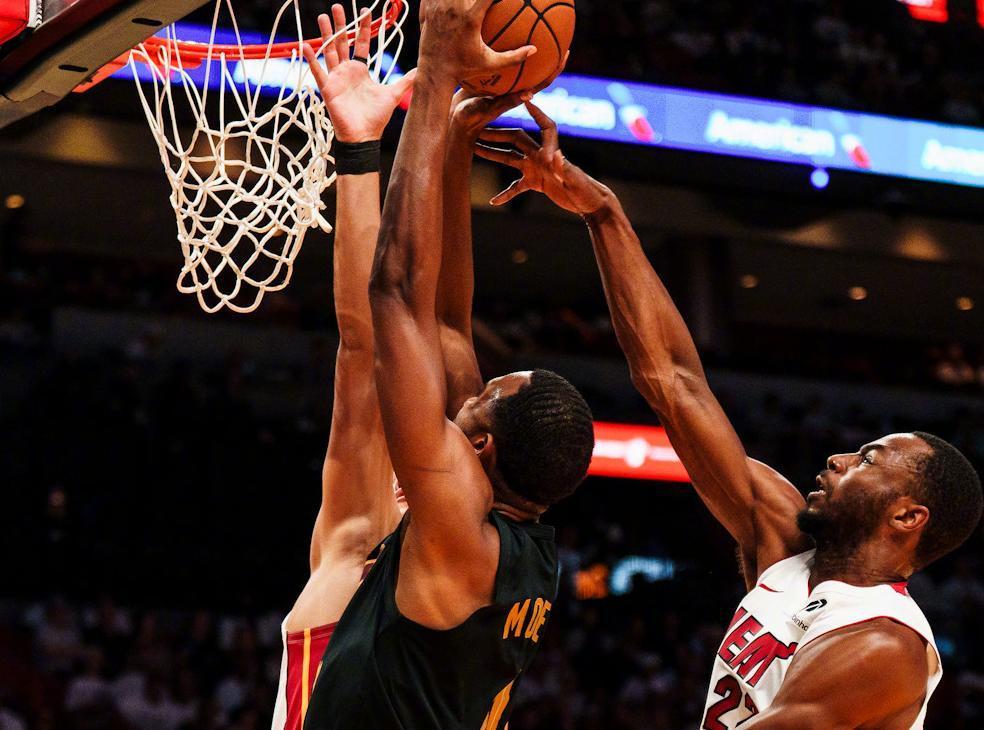 包含骑士队大胜热火,继续发挥统治力的词条 包含骑士队大胜热火,继续发挥统治力的词条