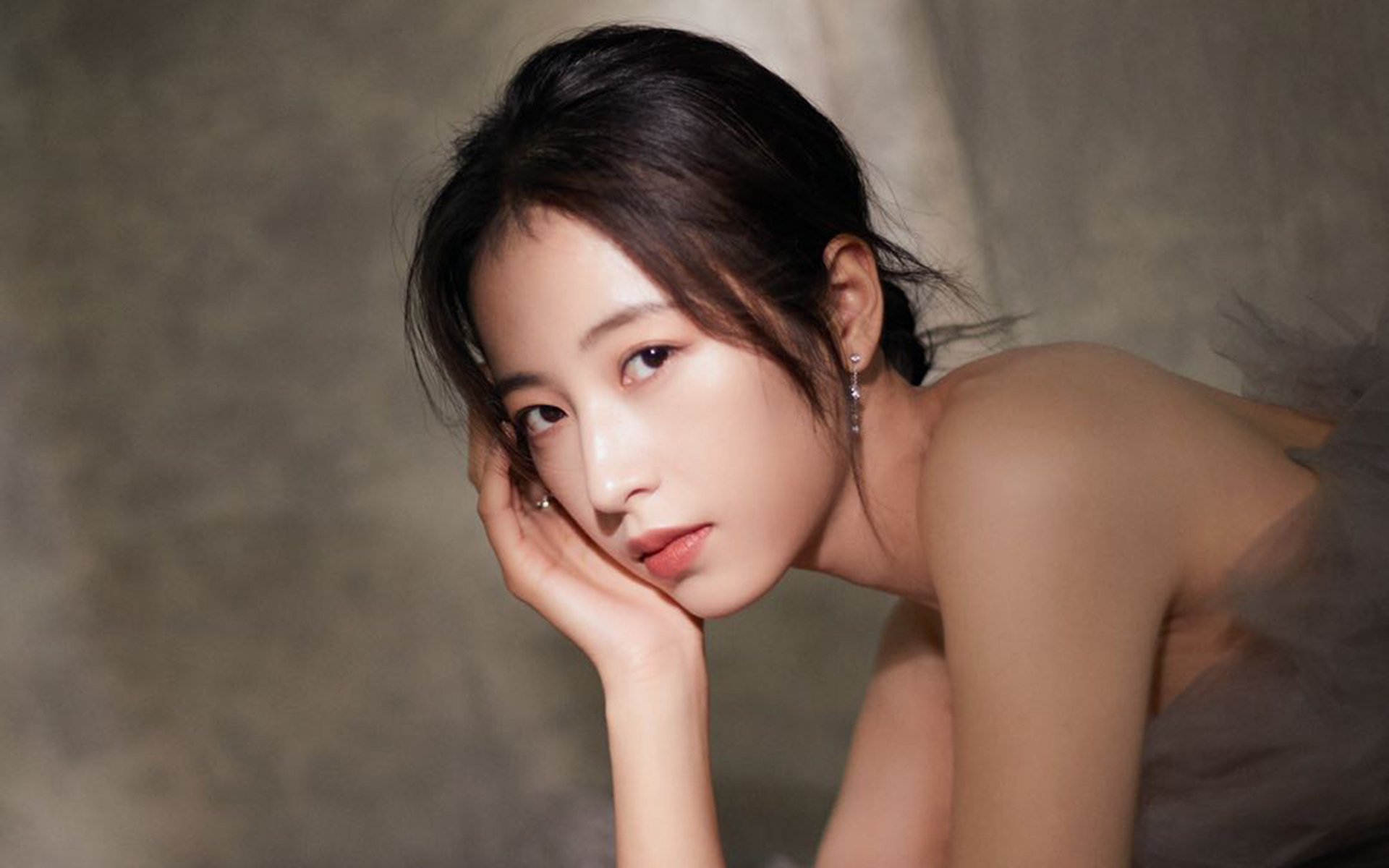 萨拉赫天神下凡!希腊险胜摩洛哥,埃及法老掌控全场