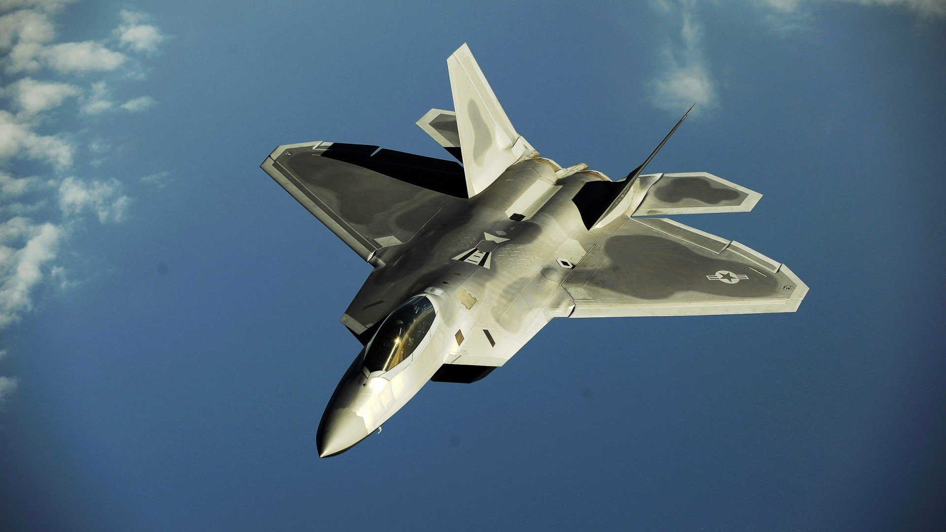 德甲烽火与CBA铁骑,赛场上的坚持与突破