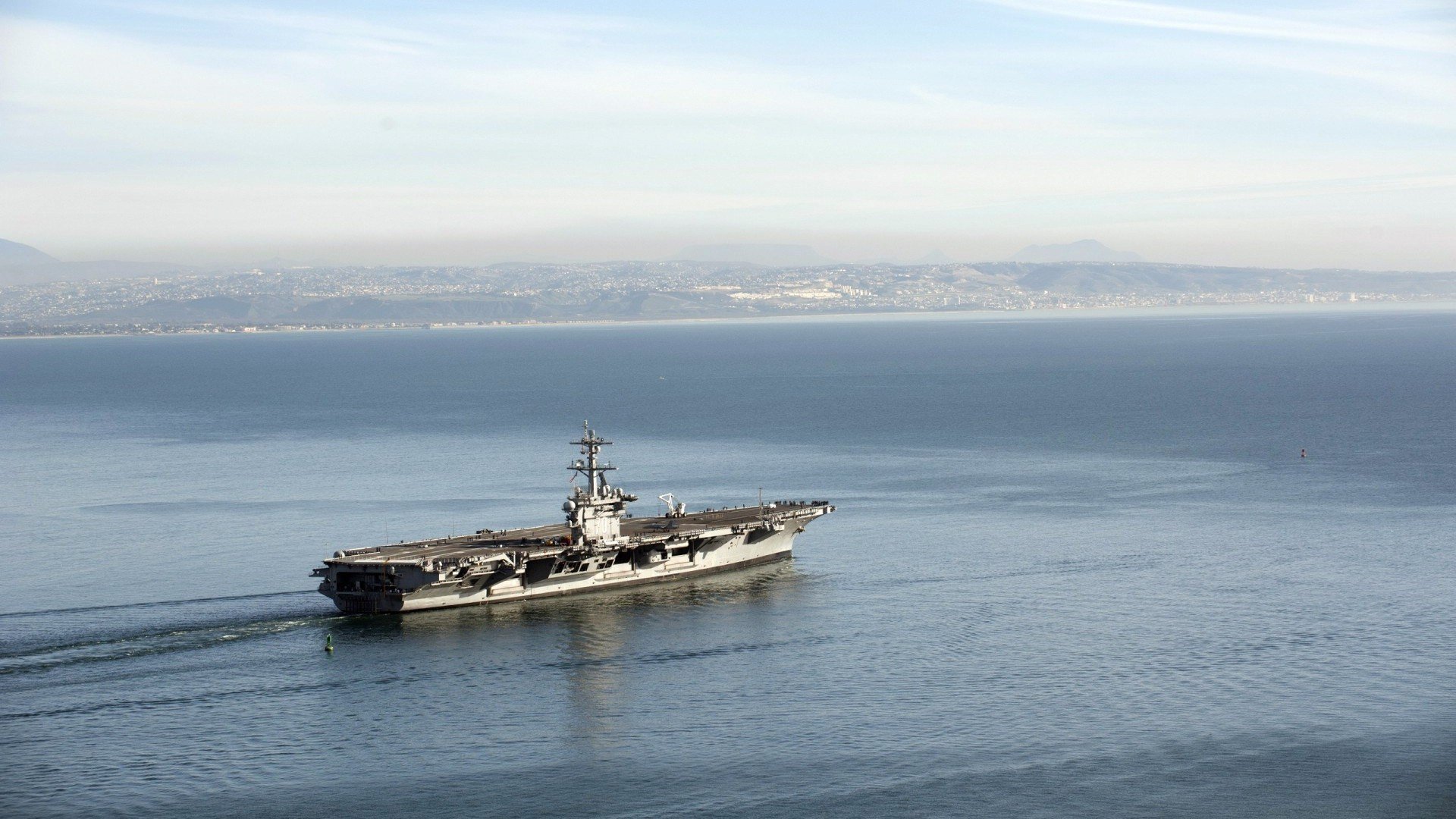 九游官网-史诗之战与加冕新王，雄鹿封神之战背后的库里无争议封神